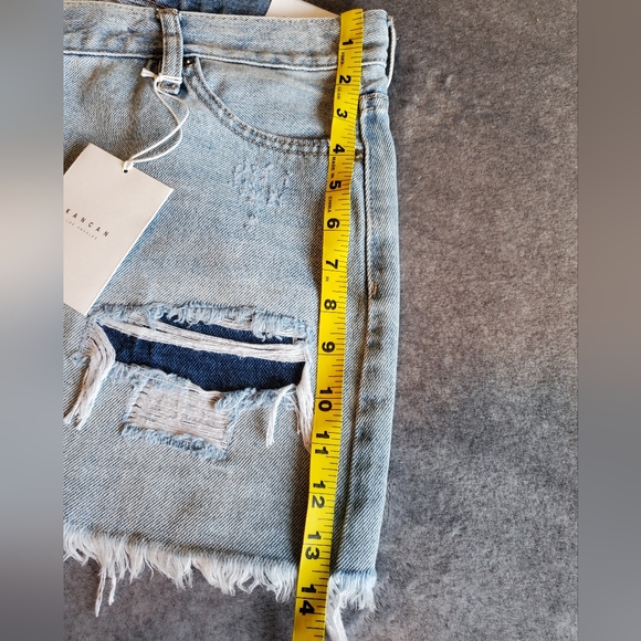 KanCan Cross Over High Rise Shorts Size XL - Picture 4 of 12